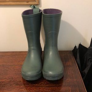 Lemon rain boot with bow tie back